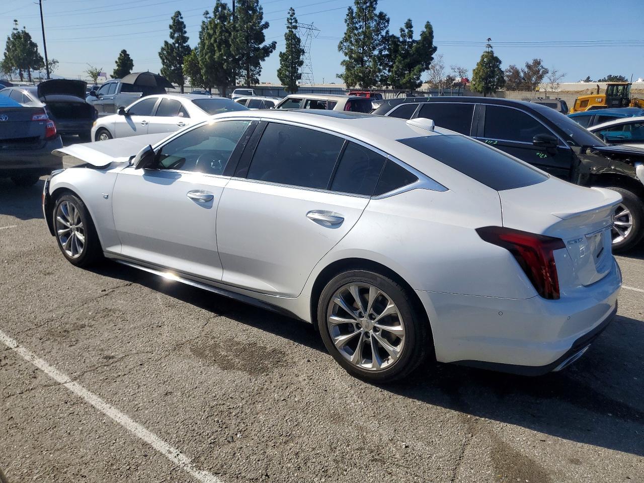 2020 Cadillac Ct5 Premium Luxury - Image 2