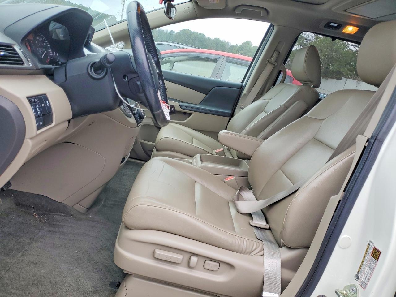 2015 Honda Odyssey Touring - Фото 7