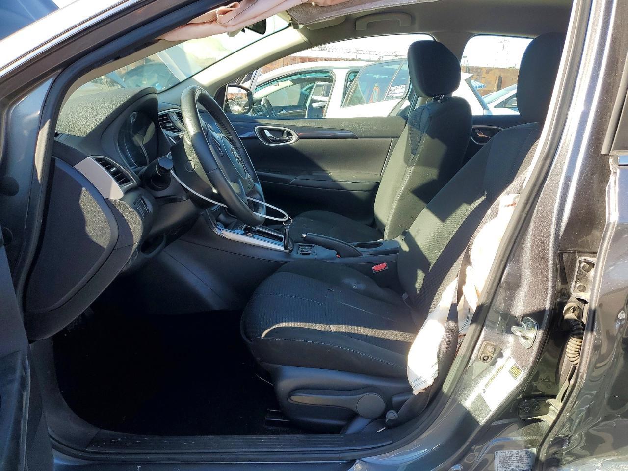2019 Nissan Sentra S - Фото 7