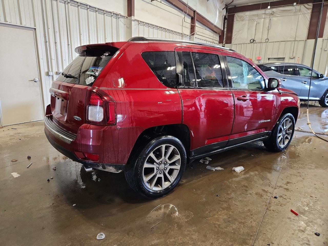 2016 Jeep Compass Latitude - Фото 3