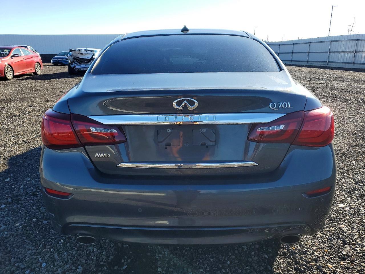 2015 Infiniti Q70L 3.7 - Image 6