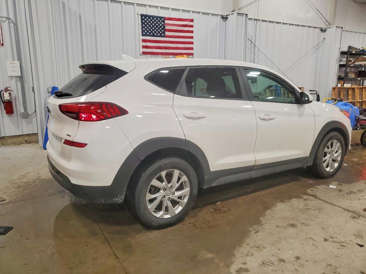 2021 Hyundai Tucson Se - Image 3