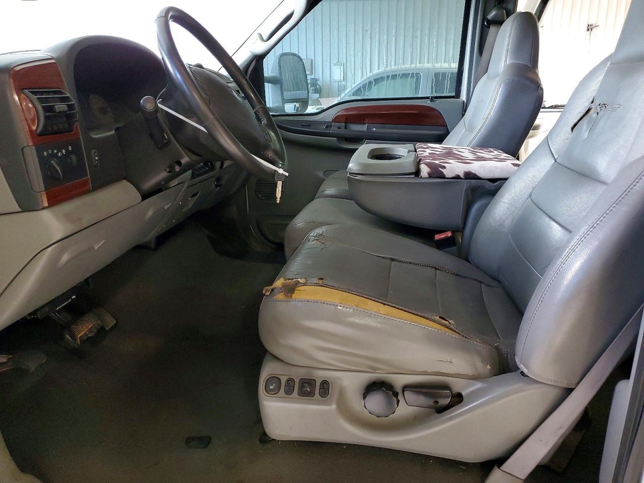 2006 Ford F250 Super Duty - Image 7