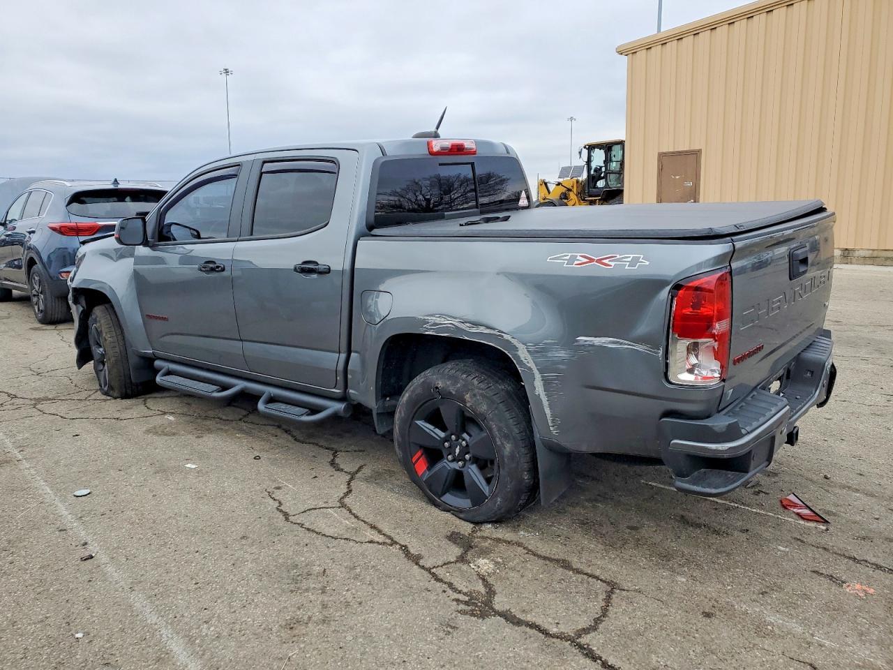 2021 Chevrolet Colorado Lt - Фото 2