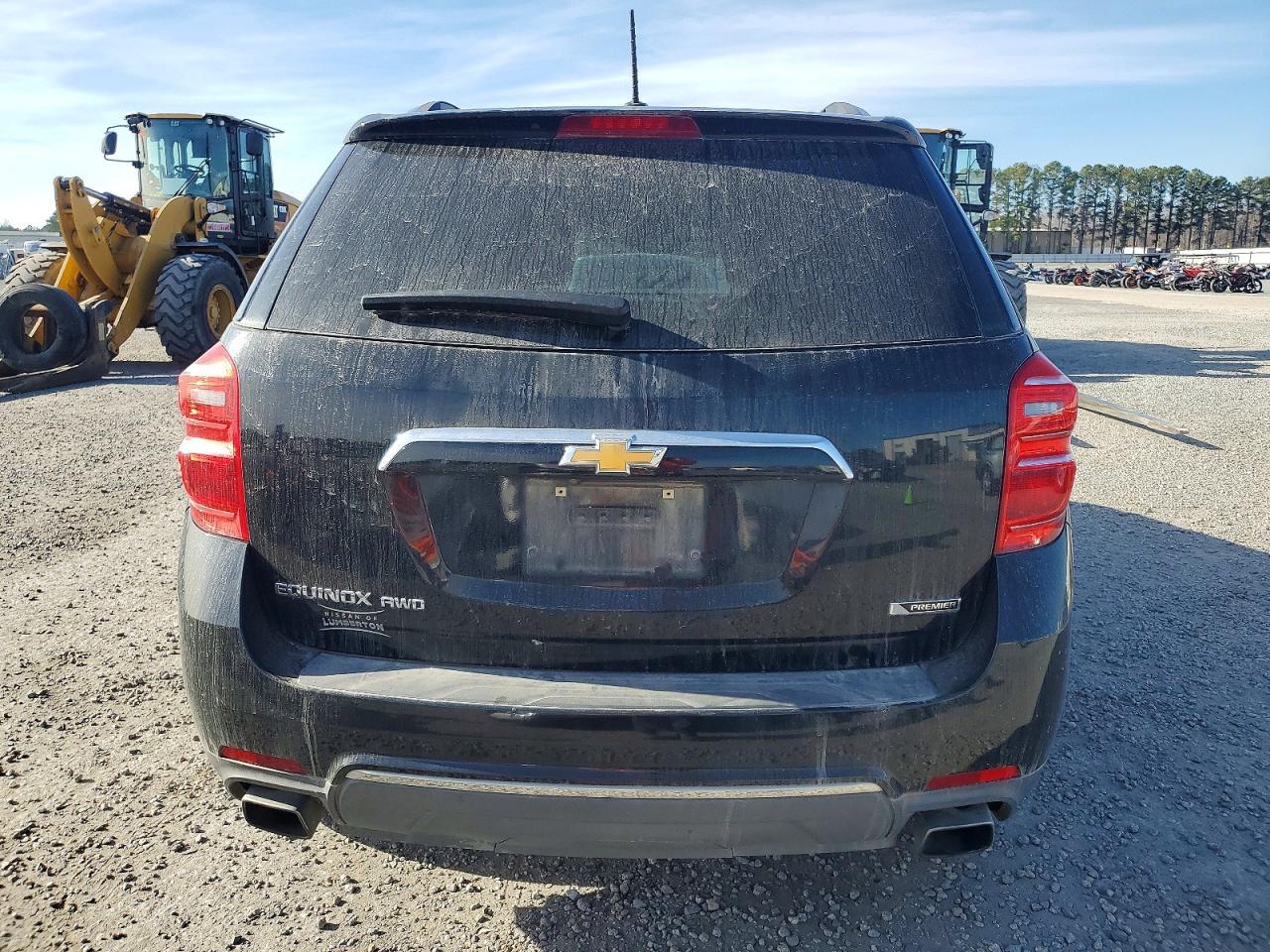 2017 Chevrolet Equinox Premier - Image 6