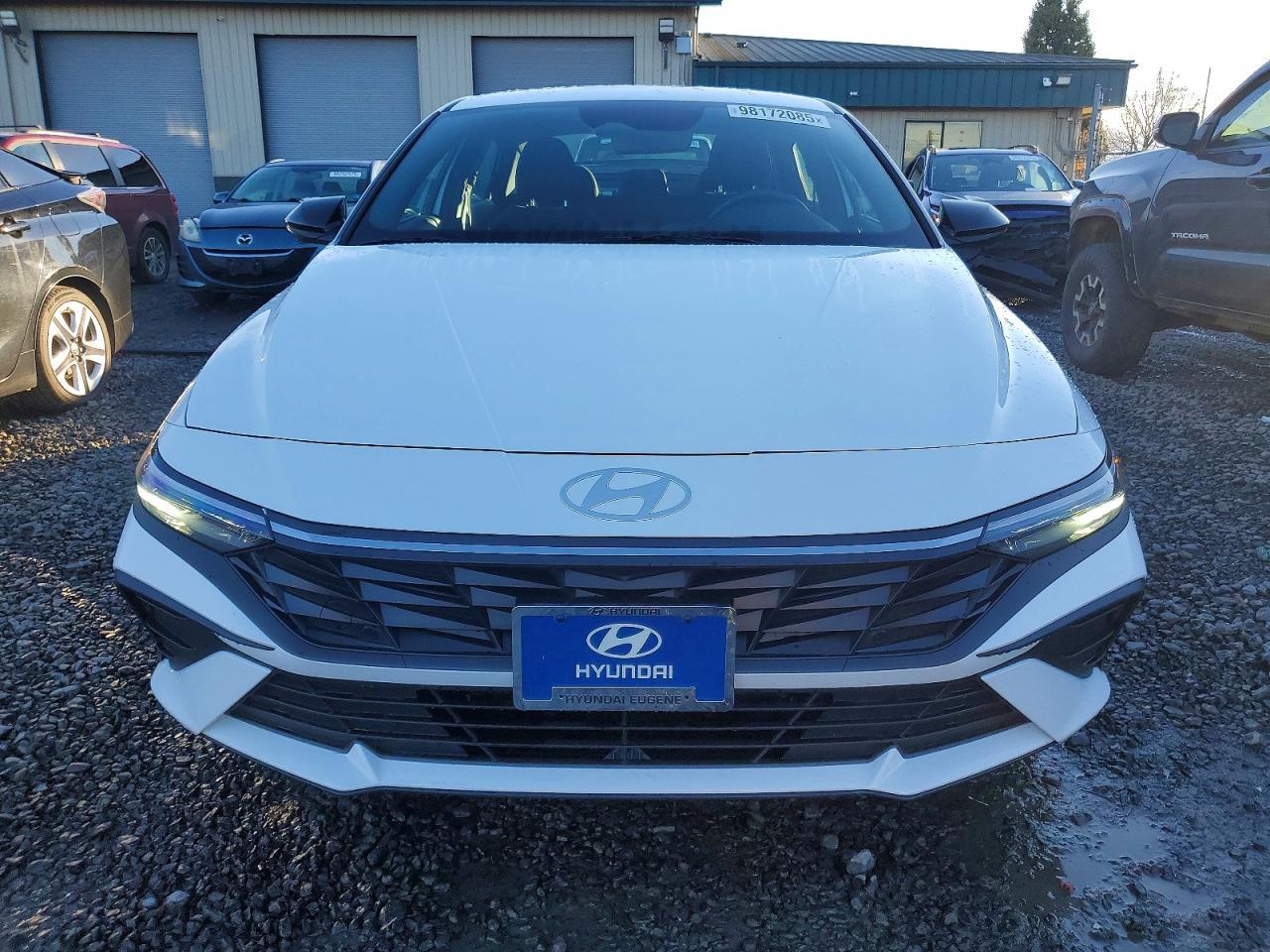2025 Hyundai Elantra Sel Sport - Фото 5