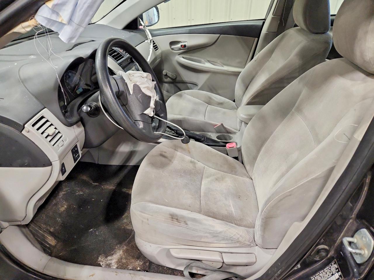 2011 Toyota Corolla Base - Фото 7