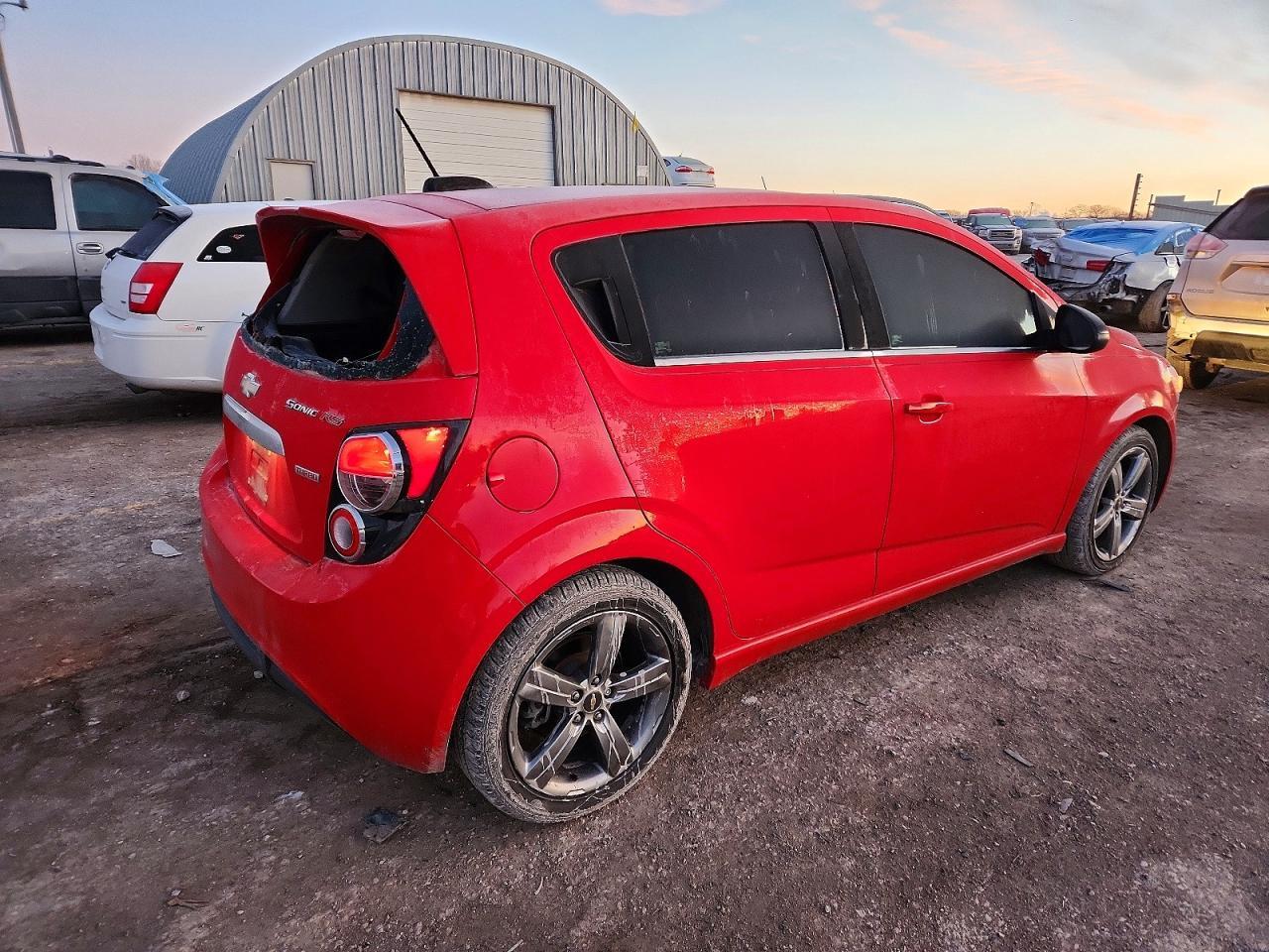 2015 Chevrolet Sonic Rs - Фото 3