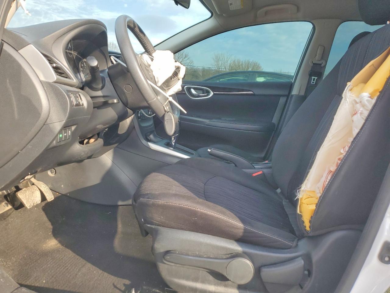 2017 Nissan Sentra S - Фото 7