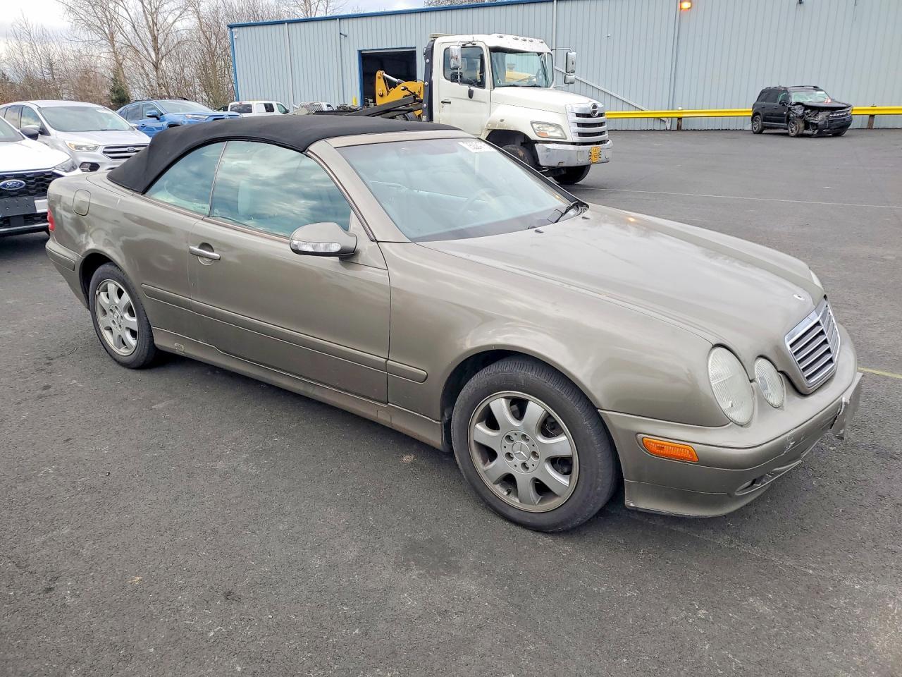 2000 Mercedes-Benz Clk 320 - Image 4