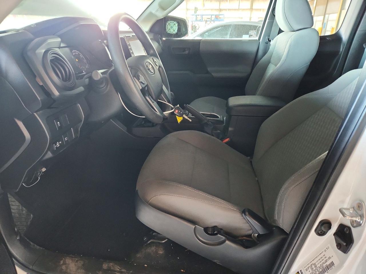 2022 Toyota Tacoma Access Cab - Image 7