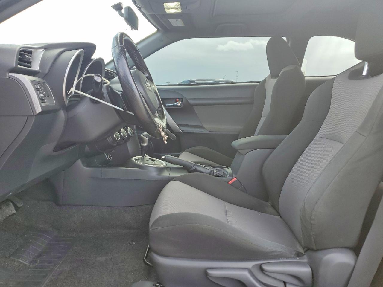 2016 Scion Tc Base - Фото 7