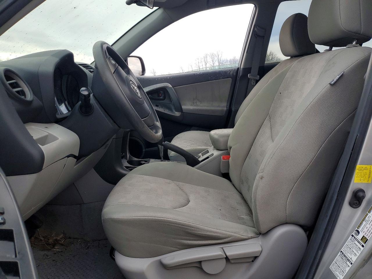 2011 Toyota Rav4 Base - Image 7