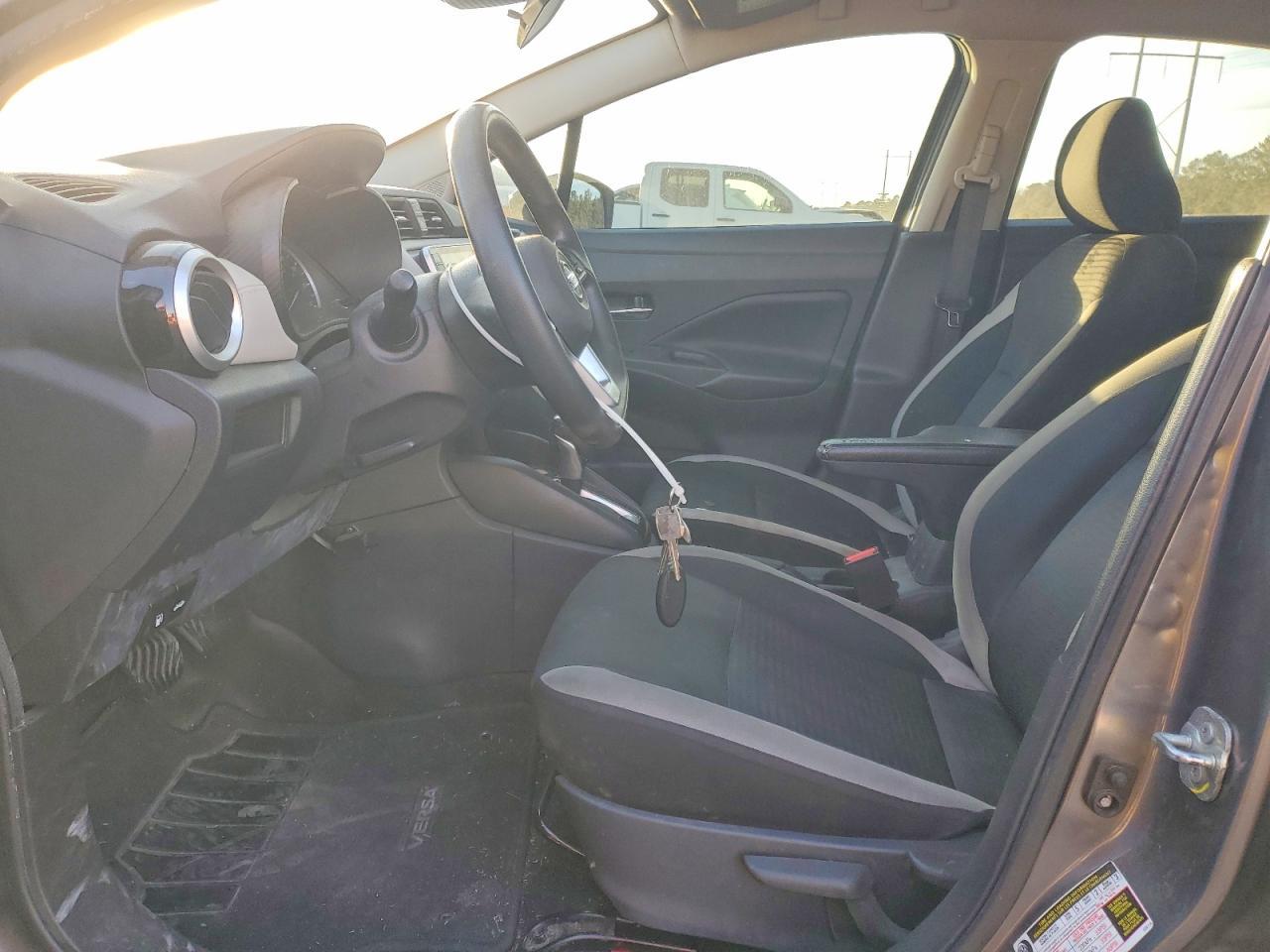 2020 Nissan Versa Sv - Фото 7