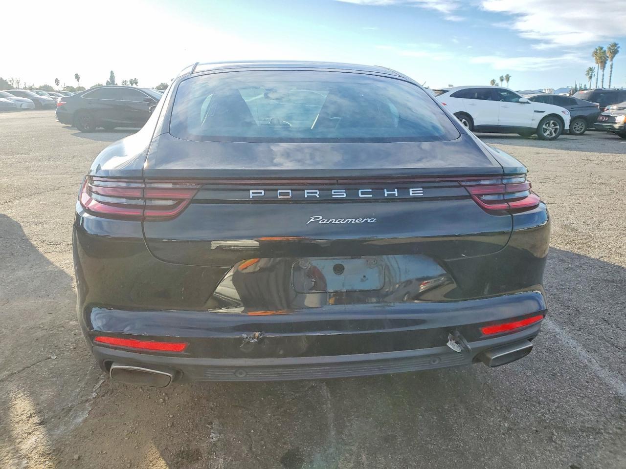 2020 Porsche Panamera Base - Image 6