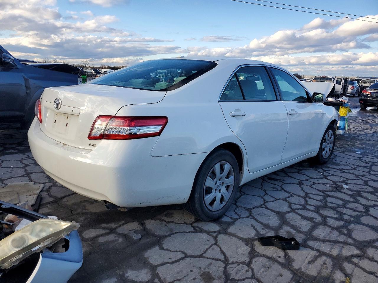 2010 Toyota Camry Base - Image 3