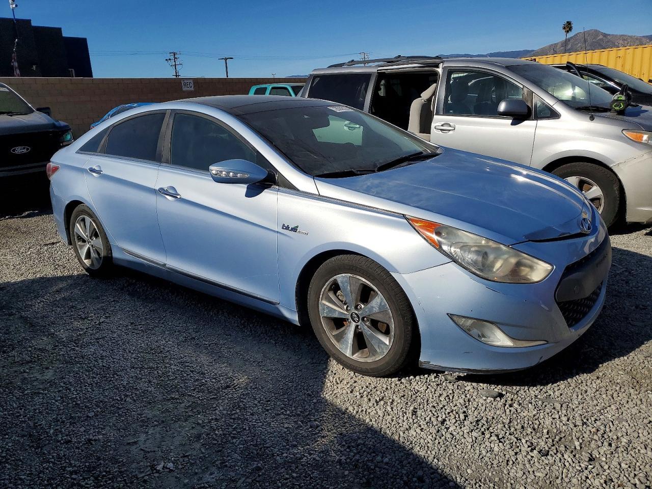 2012 Hyundai Sonata Hybrid - Фото 4