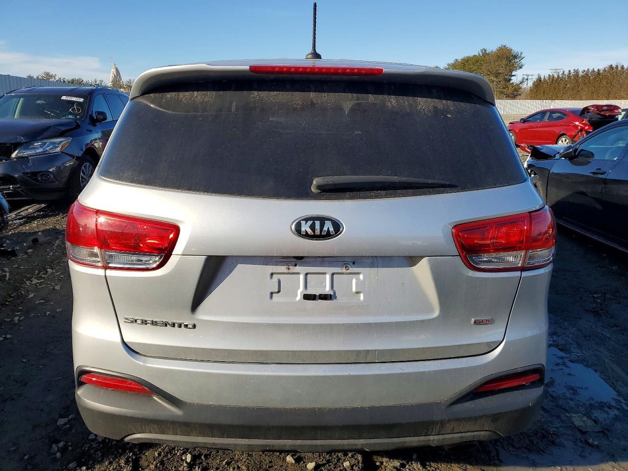2018 Kia Sorento Lx - Фото 6