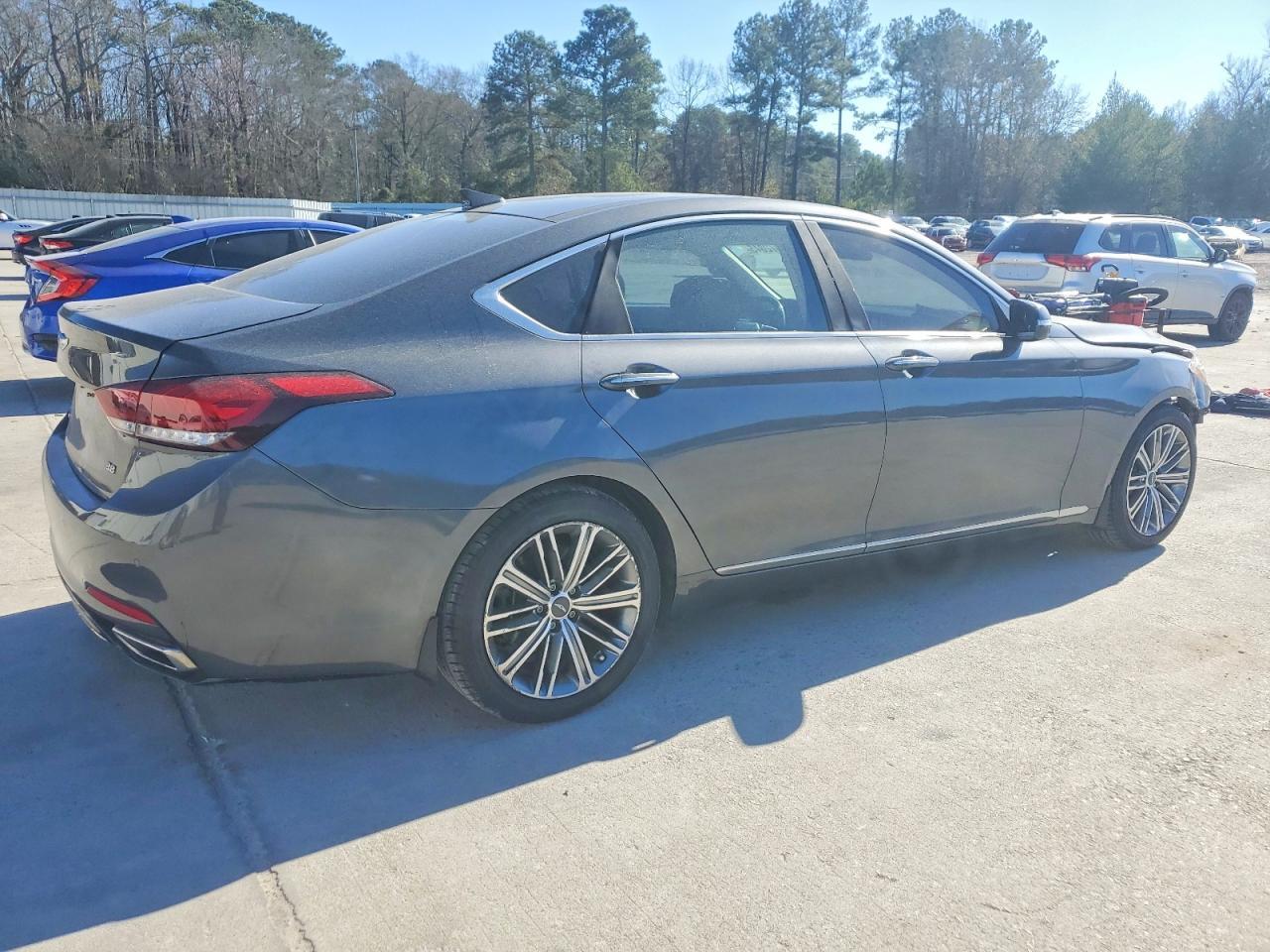 2018 Genesis G80 Base - Фото 3