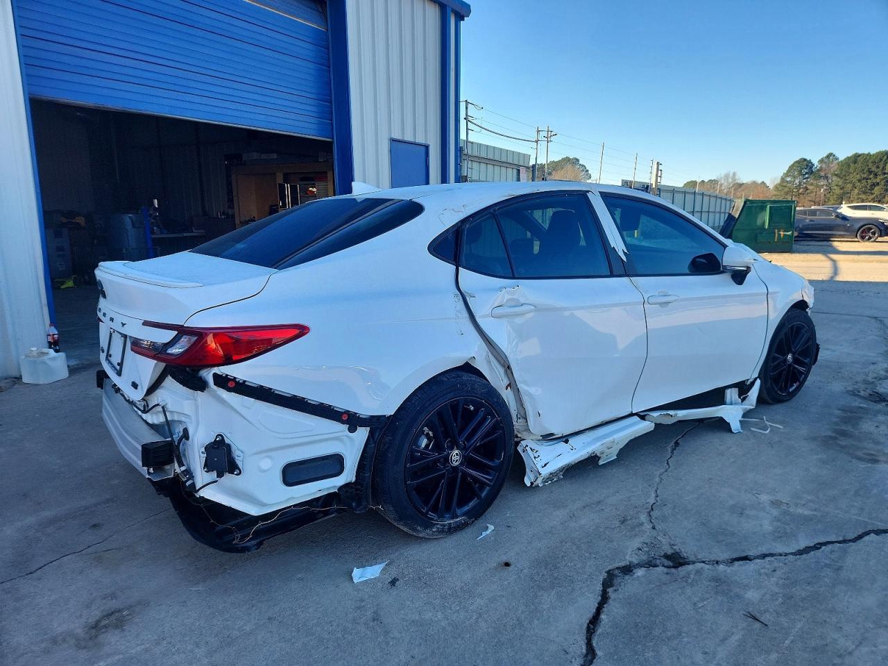 2025 Toyota Camry Se - Image 3