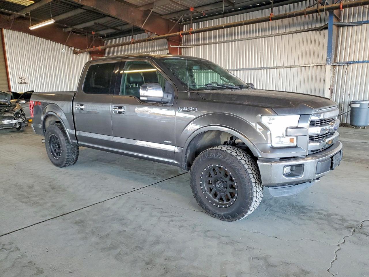 2016 Ford F150 Supercrew - Фото 4