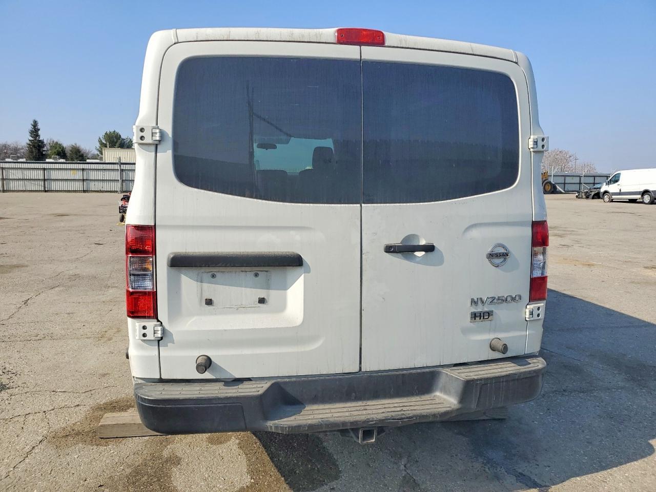 2013 Nissan Nv 1500 - Фото 6