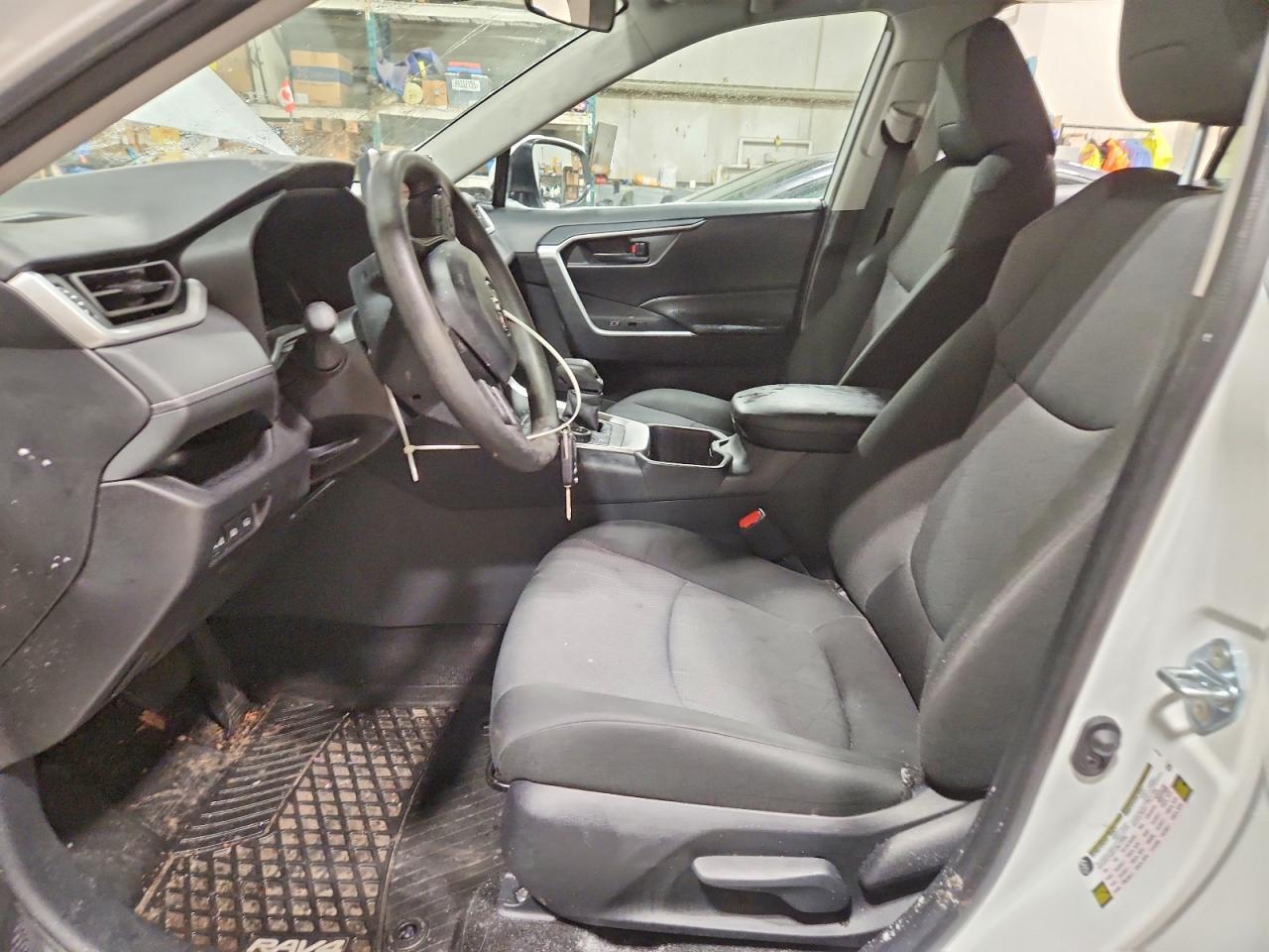 2025 Toyota Rav4 Le - Фото 7
