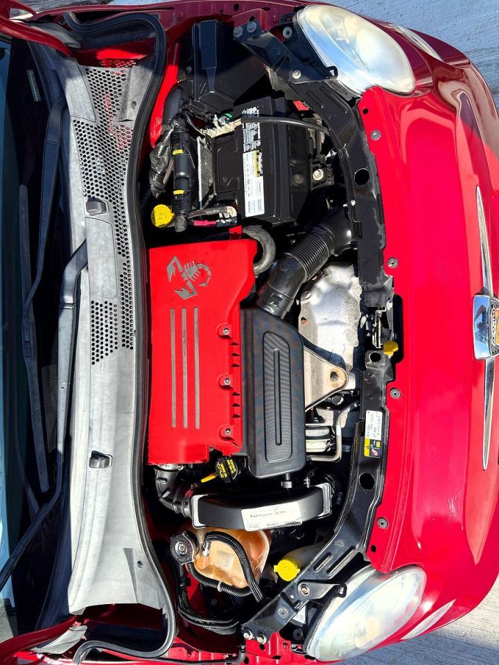 2012 Fiat 500 Abarth - Фото 7