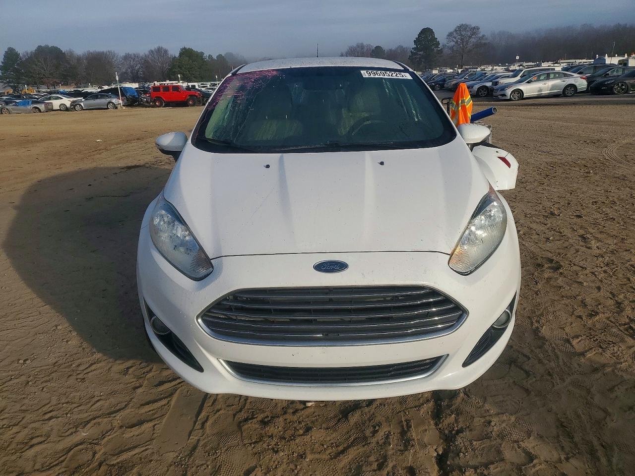 2015 Ford Fiesta Titanium - Фото 5