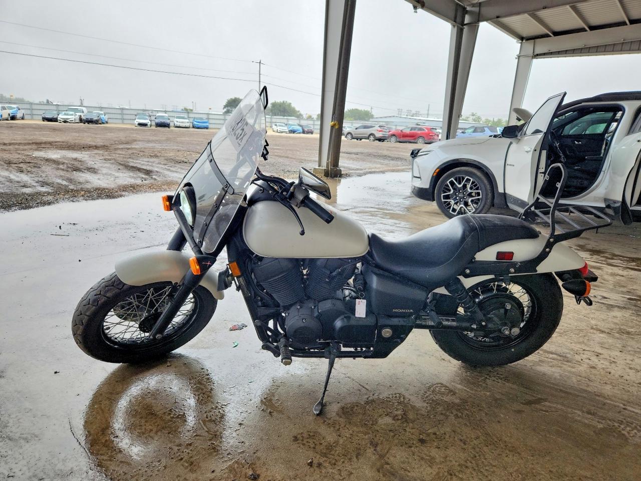 2020 Honda Vt750 C2B - Фото 3