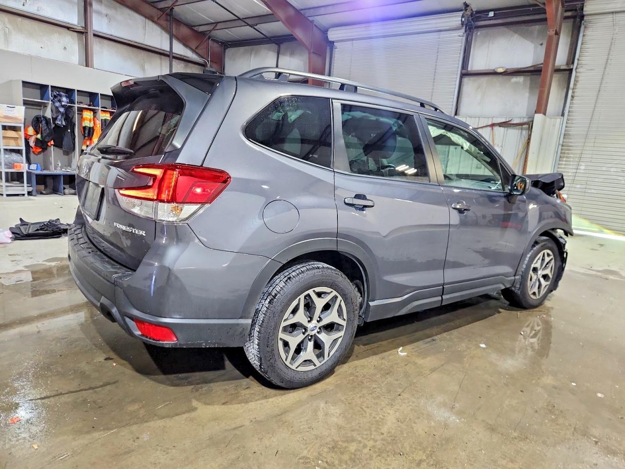 2024 Subaru Forester Premium - Фото 3