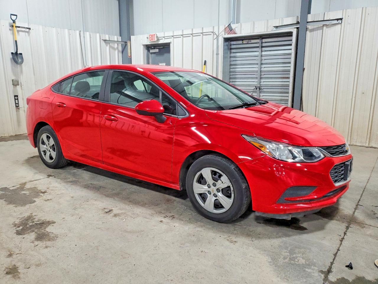 2018 Chevrolet Cruze Ls - Фото 4