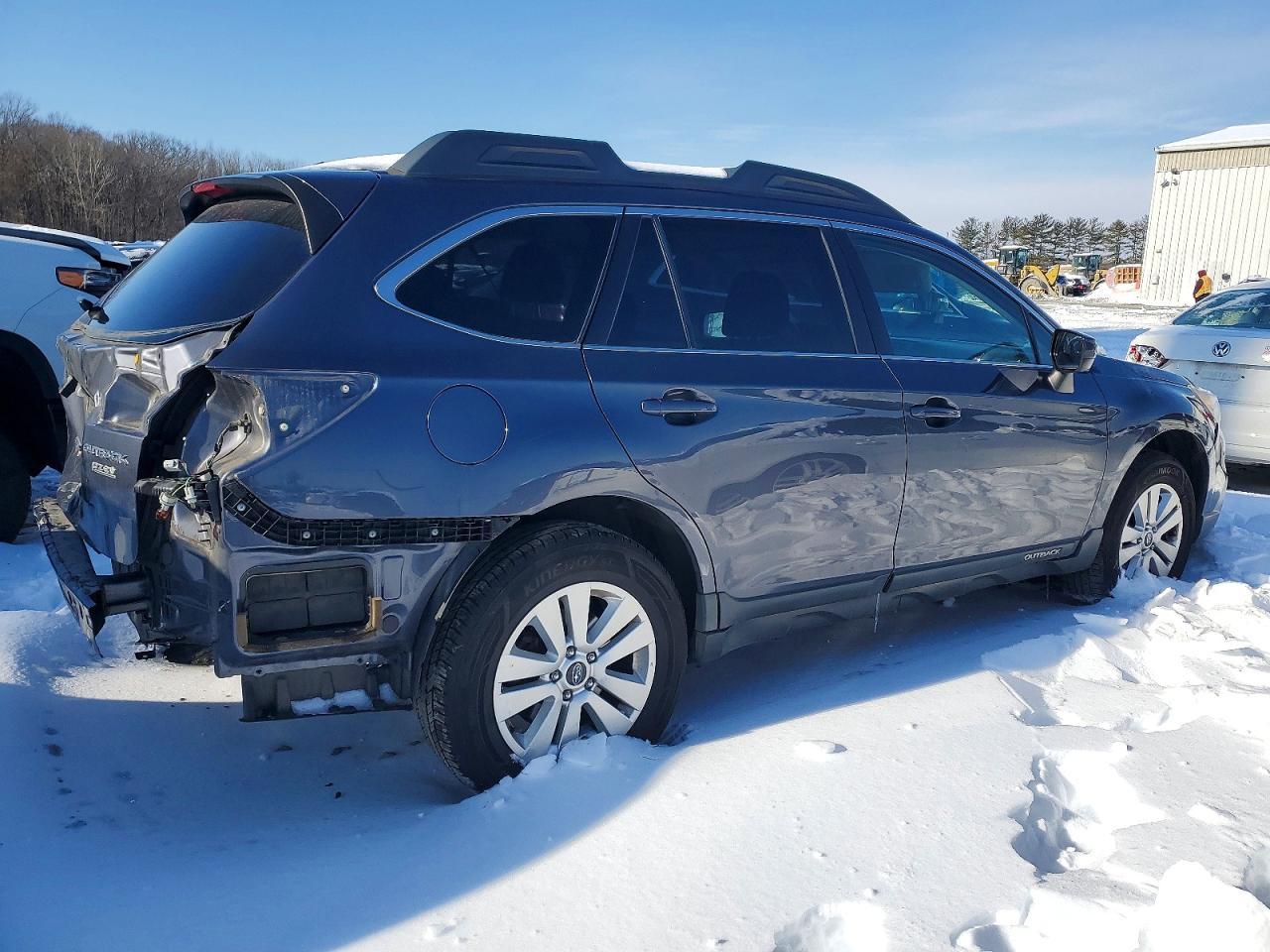 2015 Subaru Outback 2.5I Premium - Фото 3