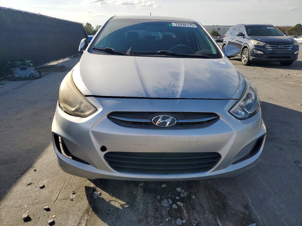 2016 Hyundai Accent Se - Image 5