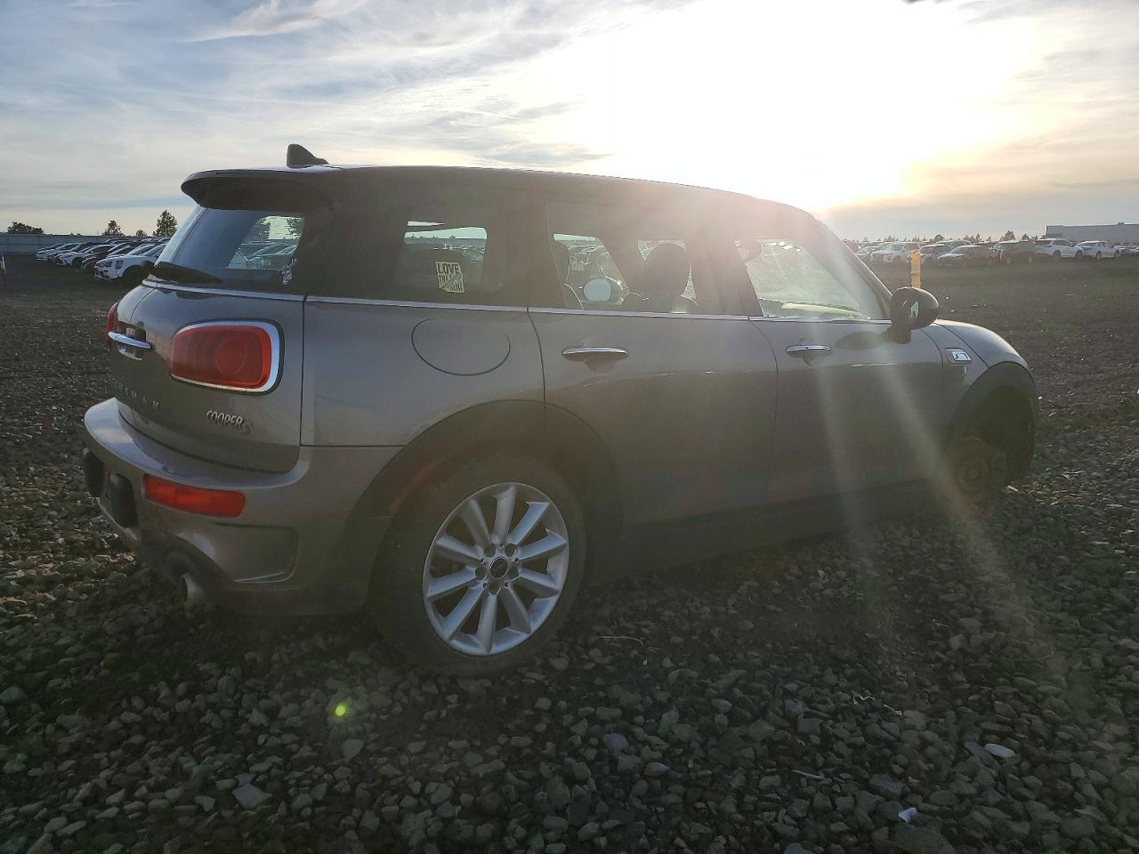 2018 Mini Cooper S Clubman - Фото 3