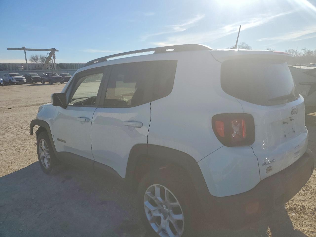 2018 Jeep Renegade - Image 2