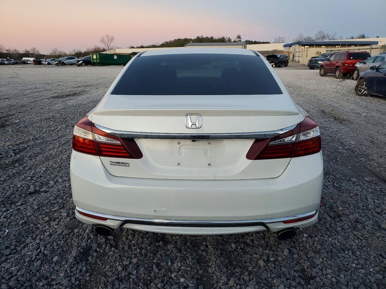 2016 Honda Accord Sport - Image 6