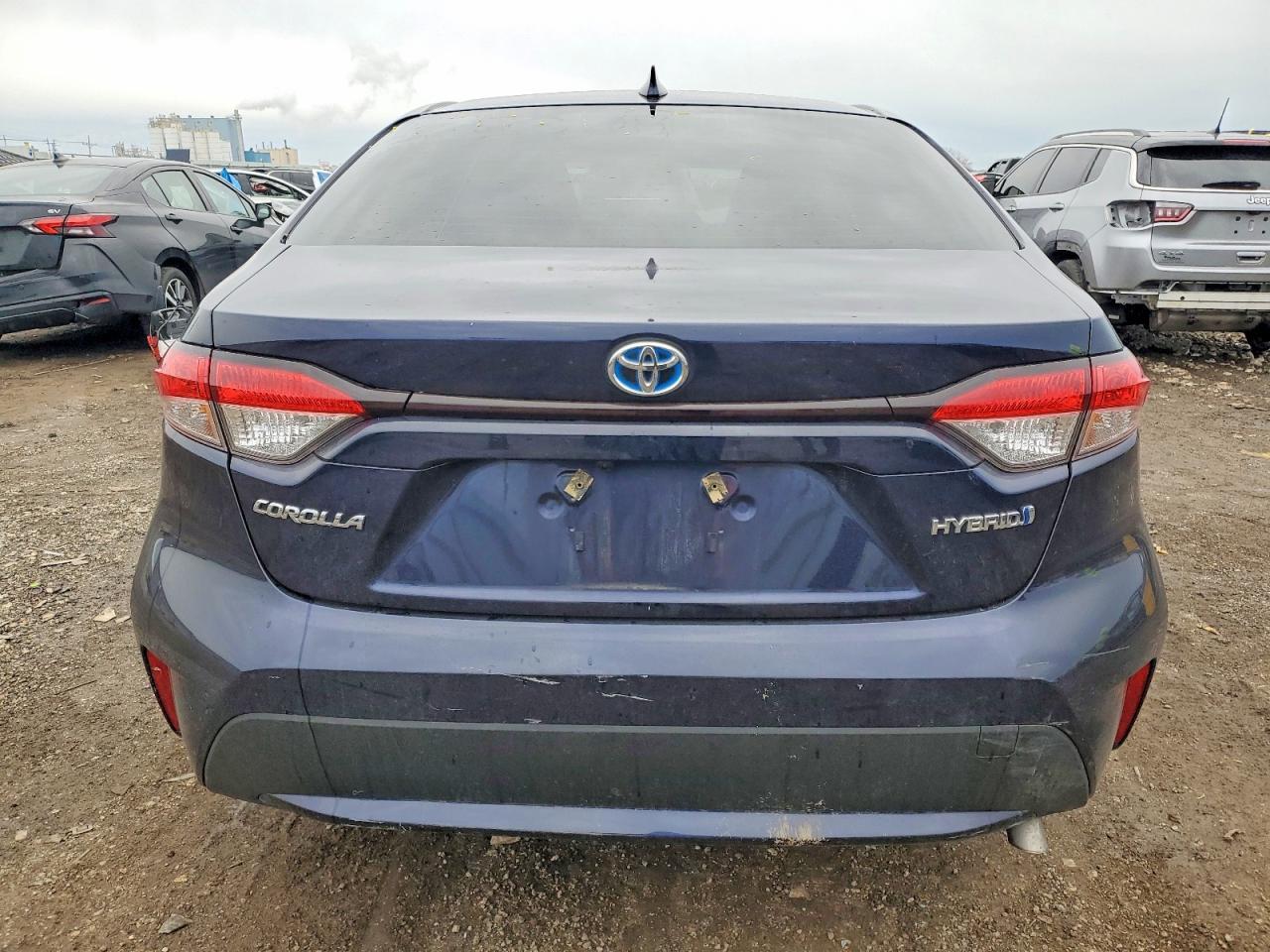 2022 Toyota Corolla Le - Image 6