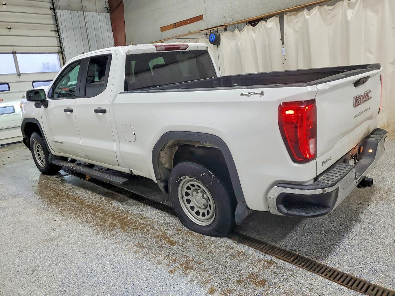 2022 GMC Sierra K1500 - Фото 2