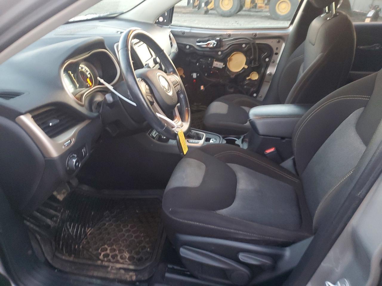 2018 Jeep Cherokee - Фото 7