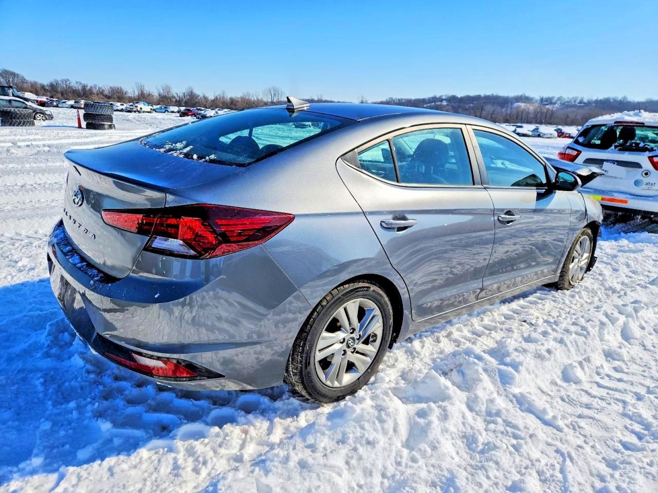2019 Hyundai Elantra Sel - Фото 3