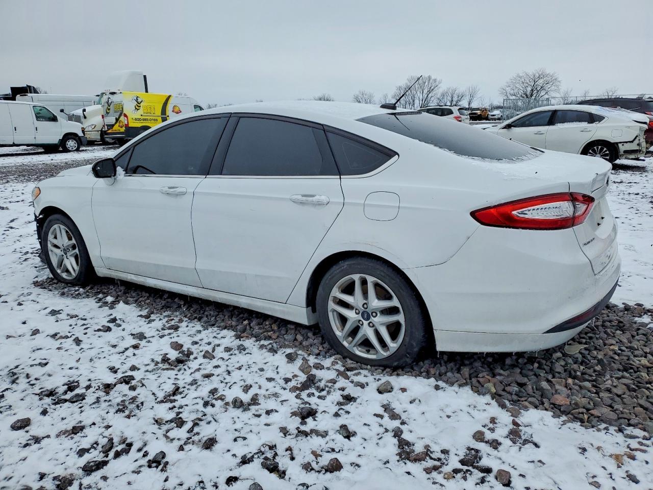 2016 Ford Fusion Se - Image 2
