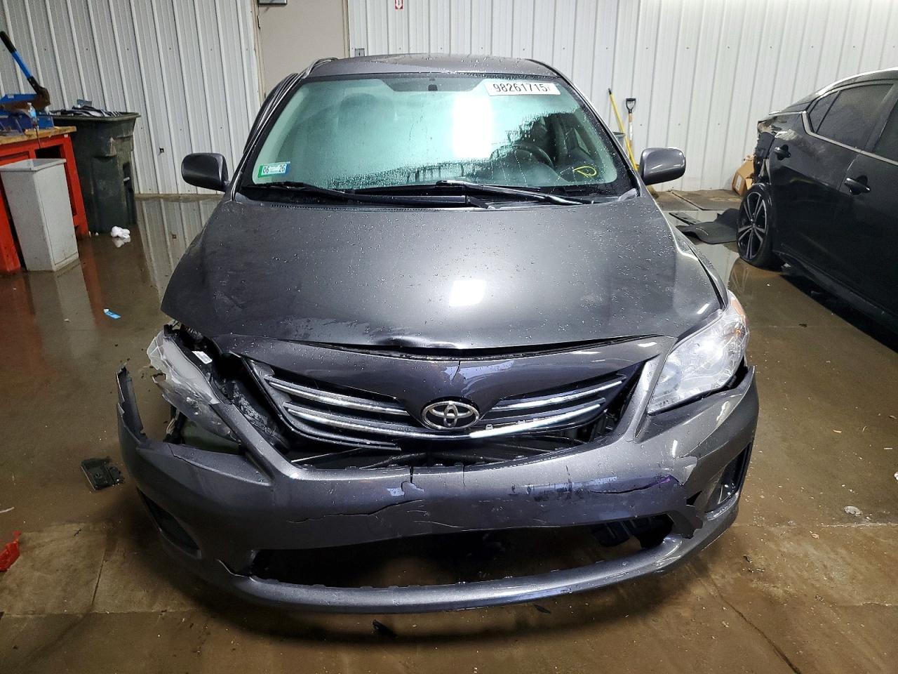 2013 Toyota Corolla Le - Фото 5