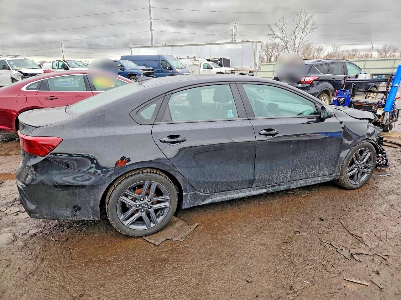 2021 Kia Forte Gt Line - Image 3