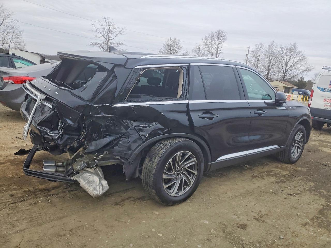 2023 Lincoln Aviator - Image 3