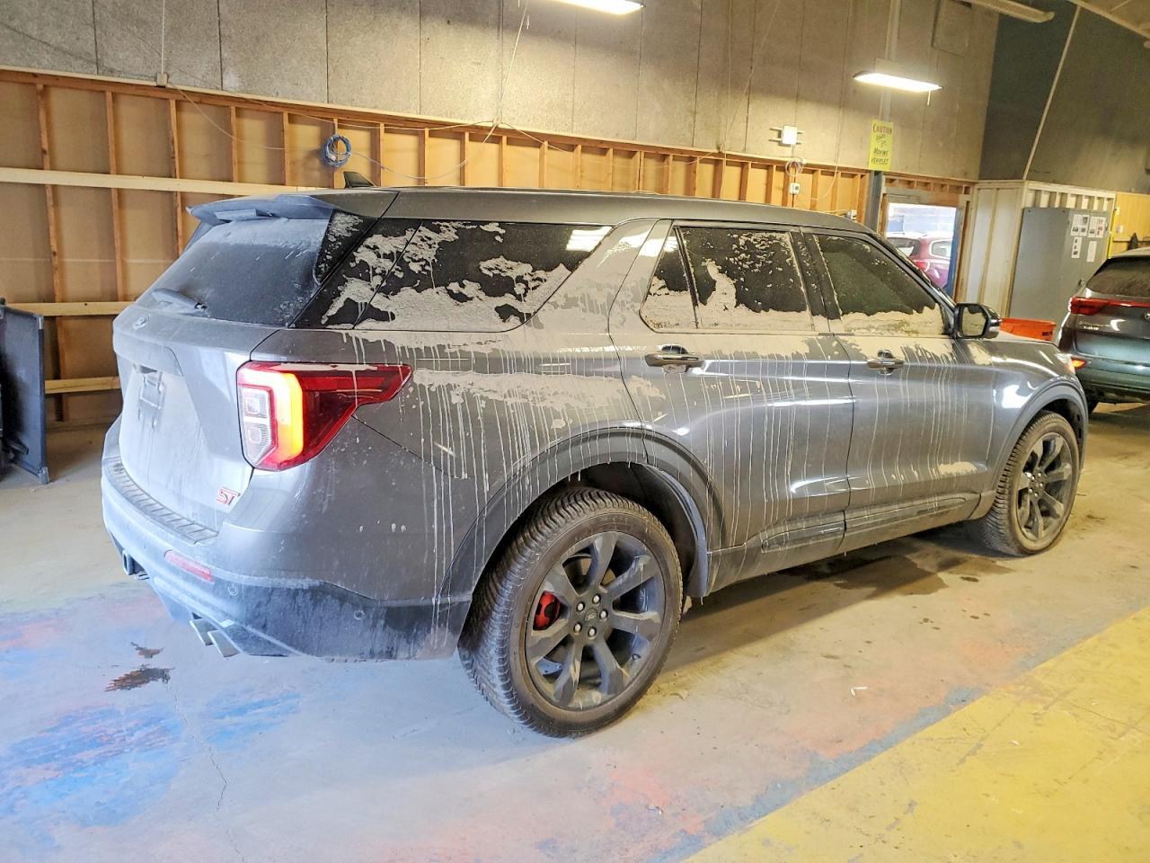 2021 Ford Explorer St - Image 3
