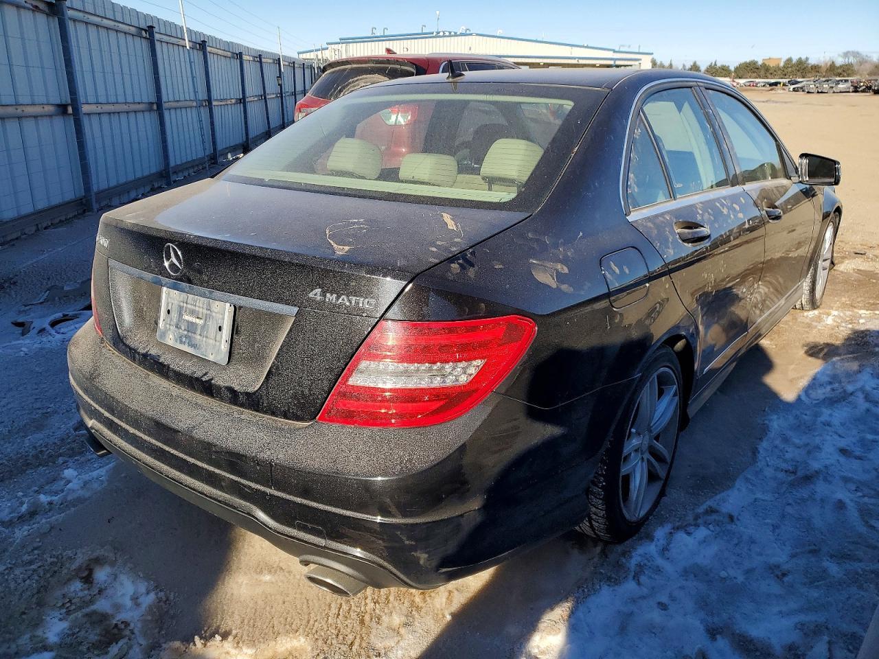 2013 Mercedes-Benz C 300 4Matic - Фото 3