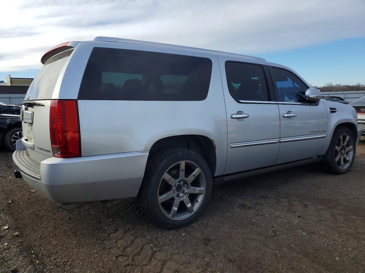 2012 Cadillac Escalade Esv Luxury - Фото 3