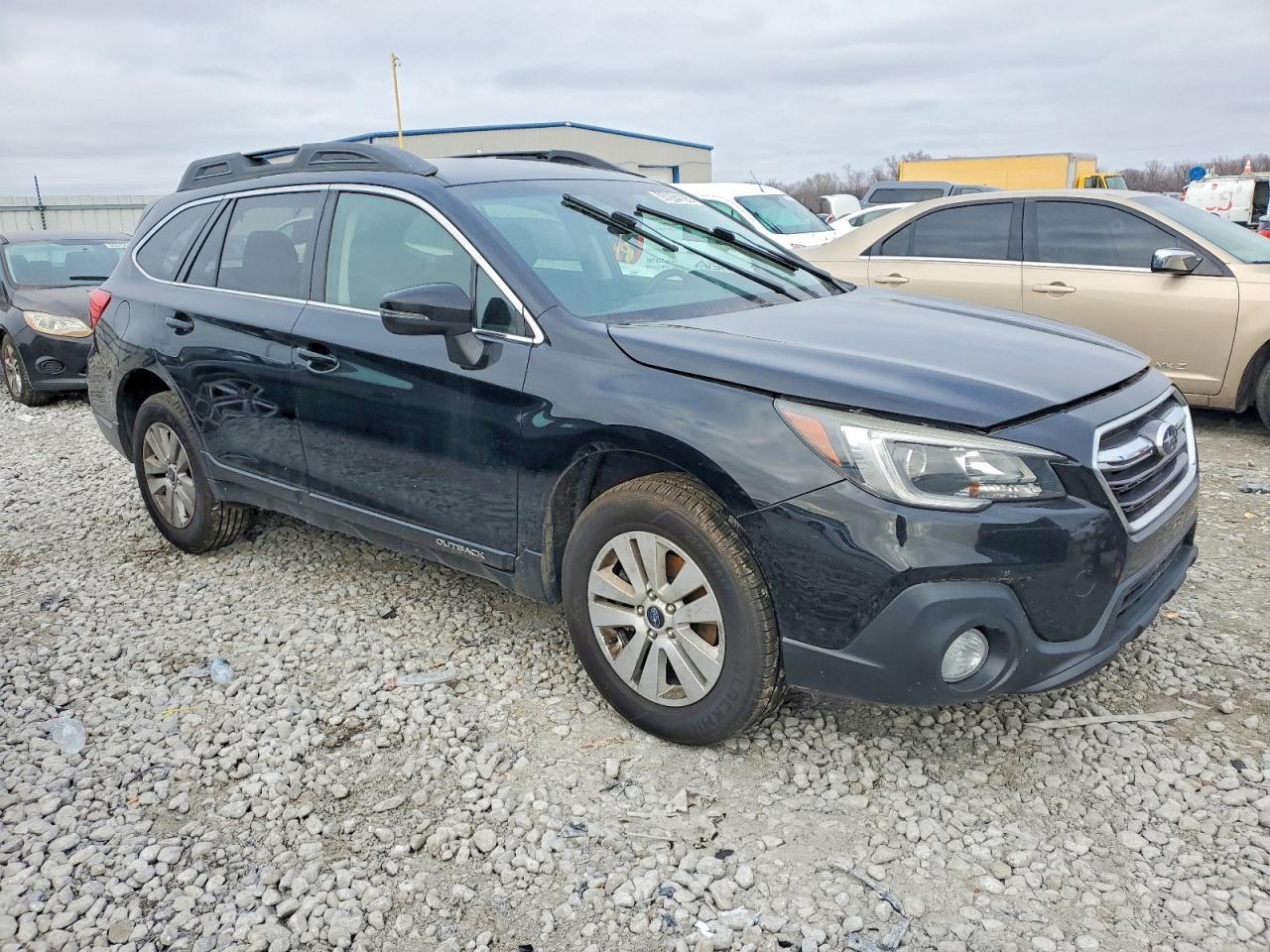 2019 Subaru Outback 2.5I Premium - Image 4