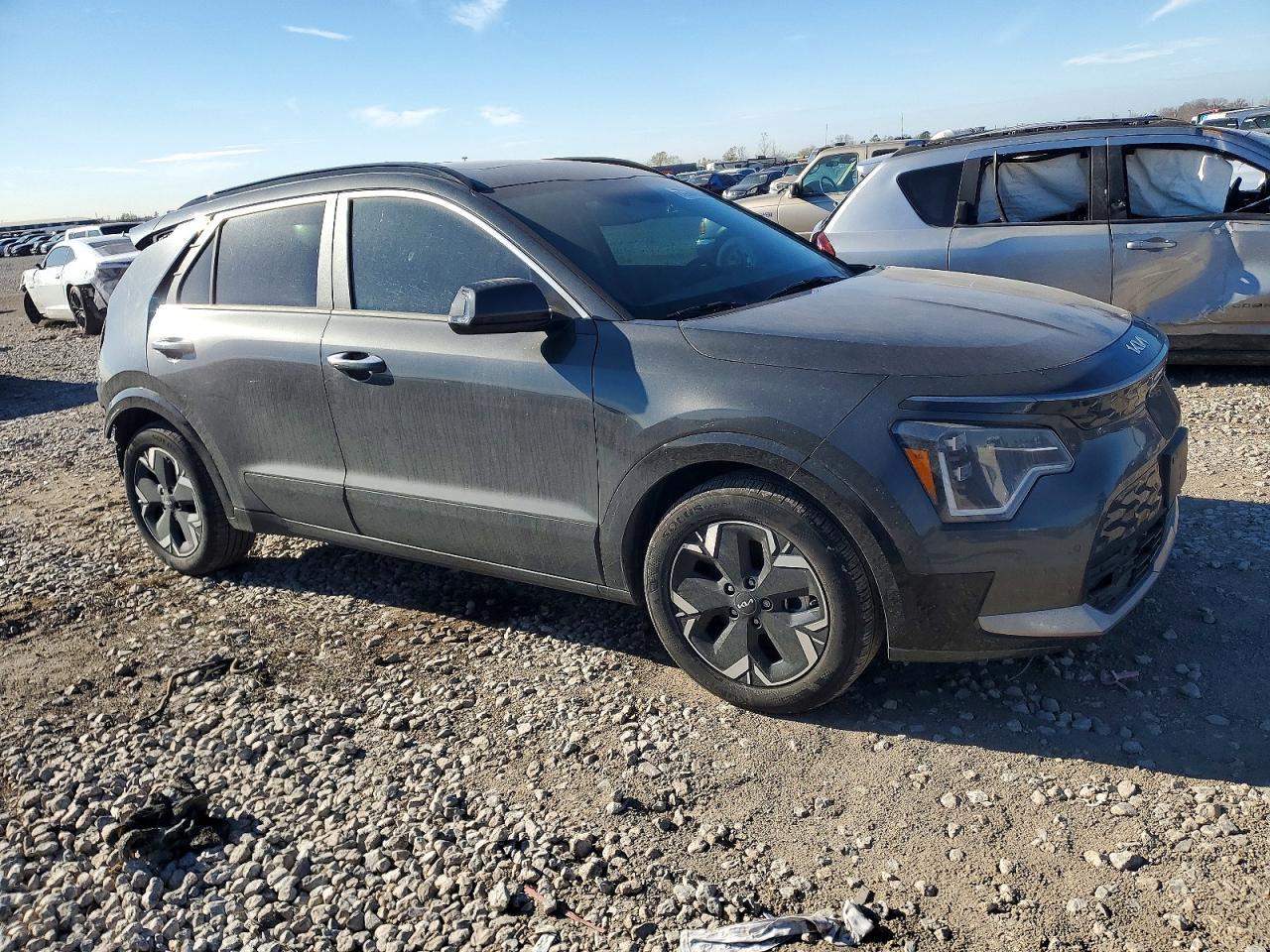 2024 Kia Niro Wave - Image 4